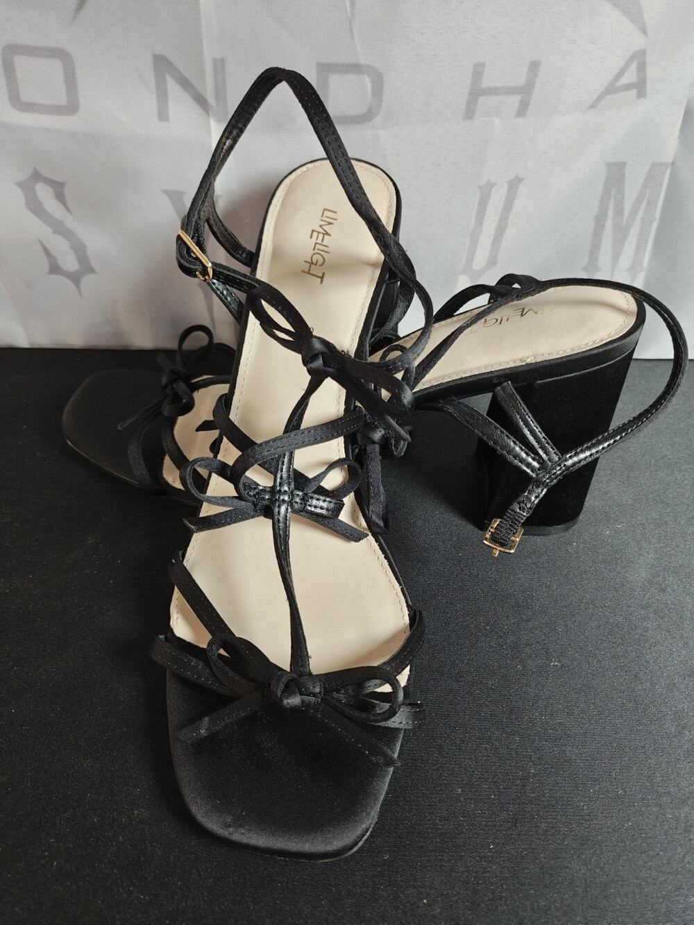 New LIMELIGHT Women's 11 Sunny Sandal Black Satin Block Heel